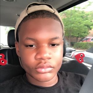 Meet your Posher, Pierre